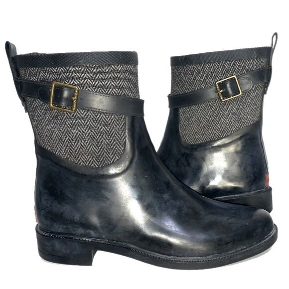 Chooka Buckled Black & Gray Herringbone Knit Slip-On Rain Boots - Picture 2 of 10